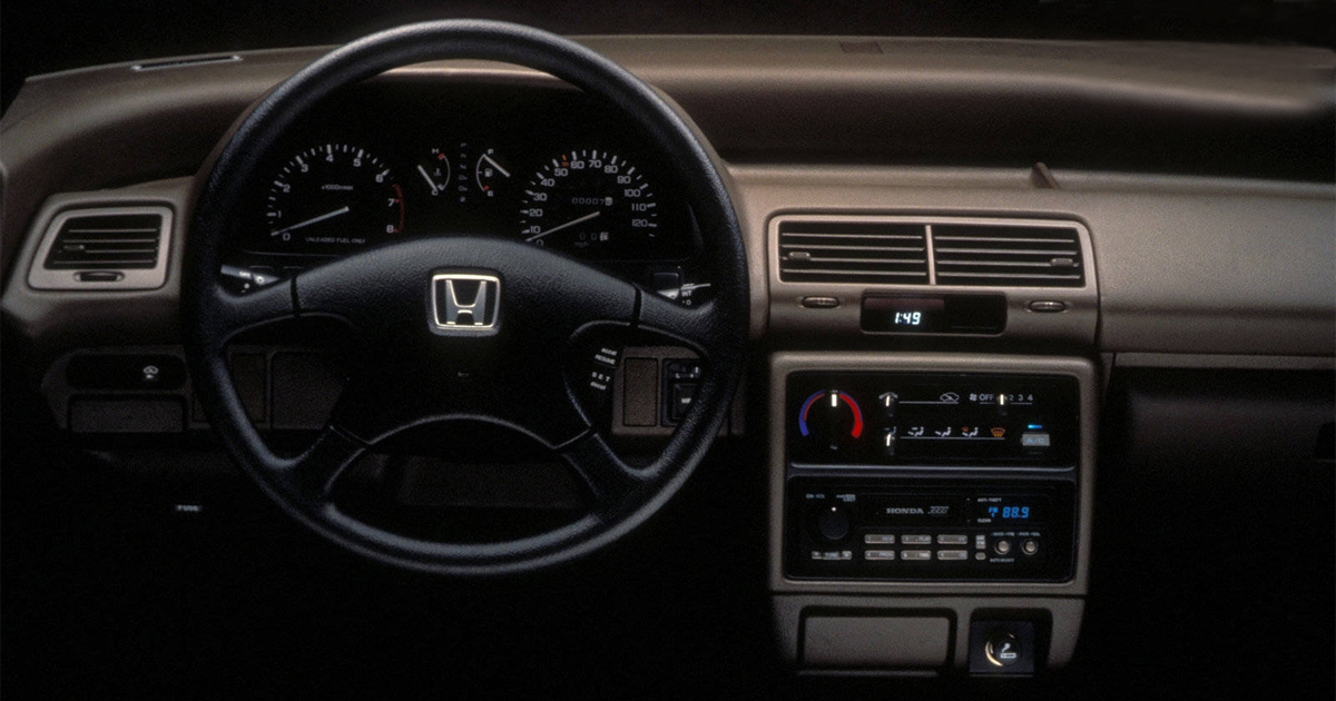 interior of honda civic 1990 coupe
