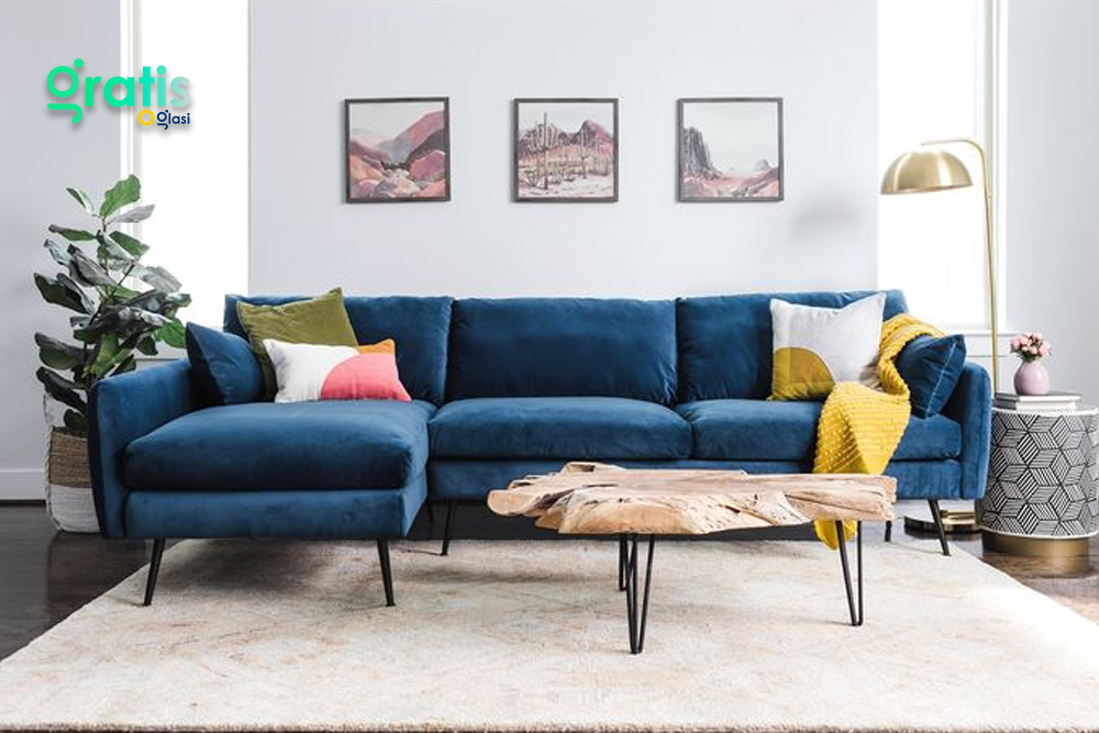 How to Choose the Best Leather vs. Fabric Sofas on Sale